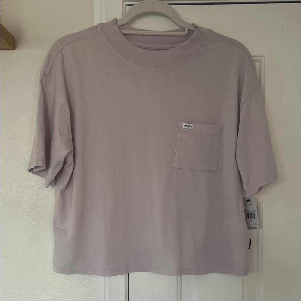 RVCA NWT Light Purple T-Shirt with Pocket
